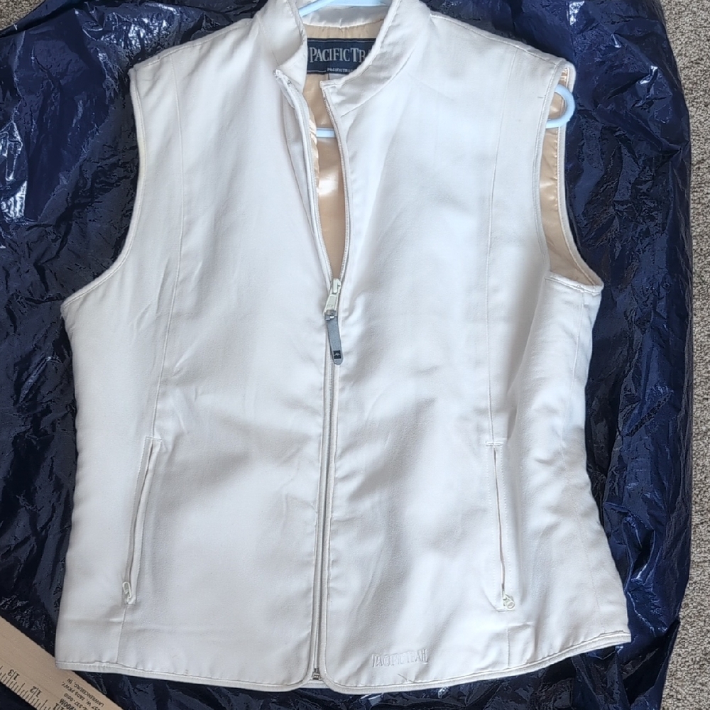Pacific Trail Women's Light Cream Vest
